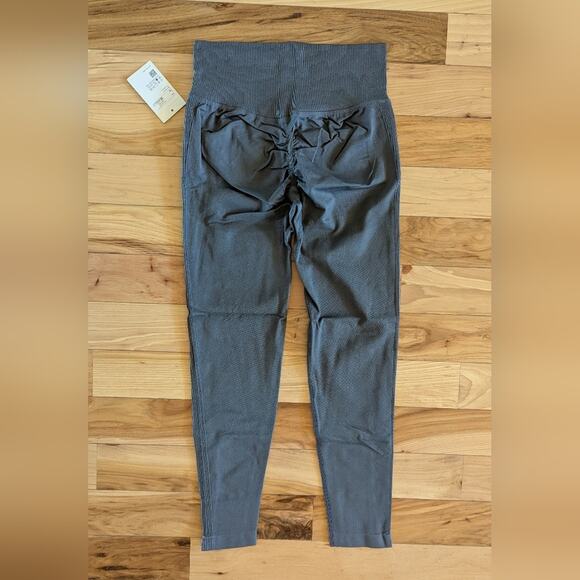 NWT Halara Seamless Leggings Size Large - Picture 5 of 9